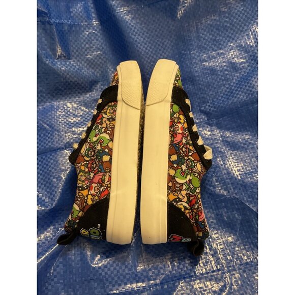 Super Mario Brothers Boys Lace Up Shoe,Nintendo, Sz‎ 1 all over Mario print - Picture 10 of 16